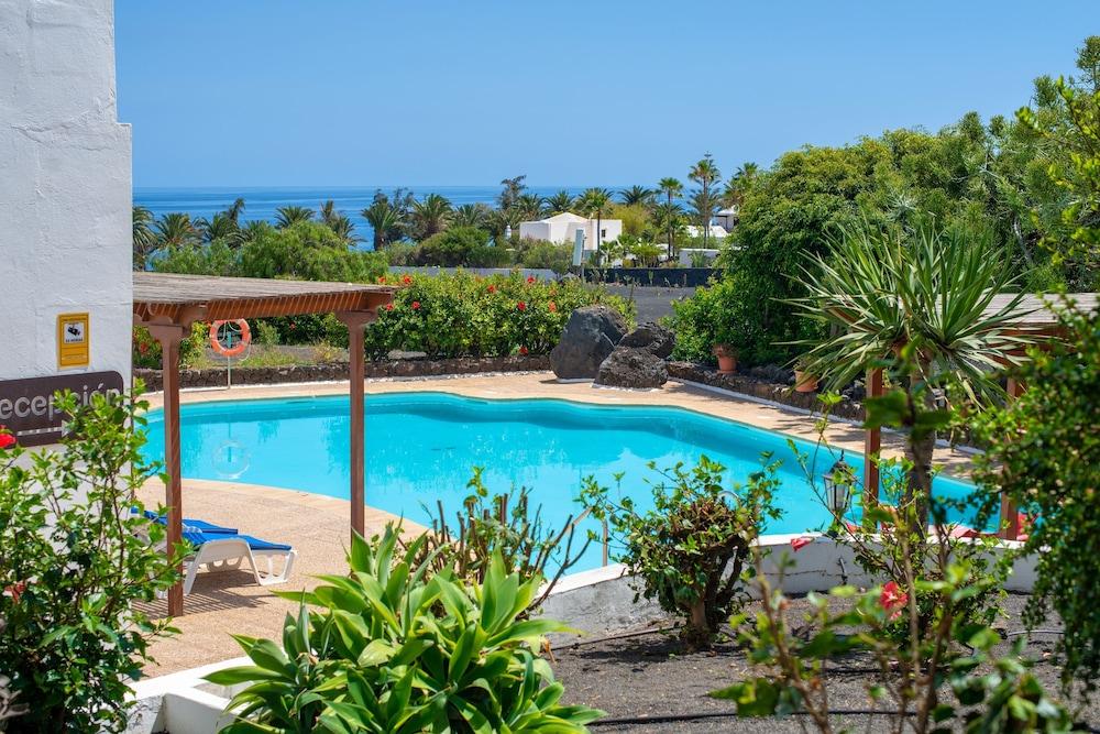Camel'S Spring Club Apartment Costa Teguise Exterior photo